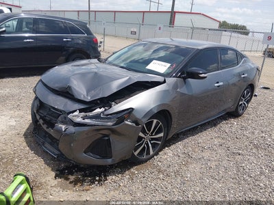 NISSAN MAXIMA