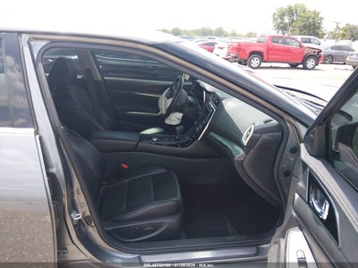 NISSAN MAXIMA