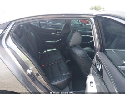NISSAN MAXIMA