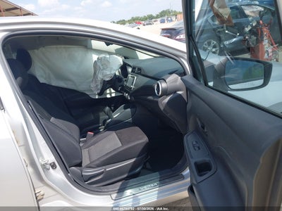 NISSAN VERSA