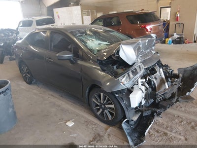 NISSAN VERSA