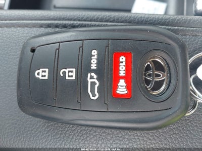 TOYOTA SEQUOIA