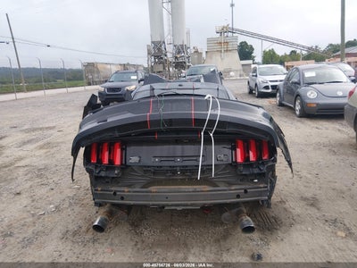 FORD MUSTANG