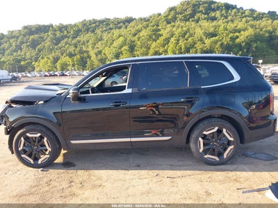 KIA TELLURIDE