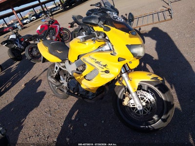 1999 Honda Vtr1000