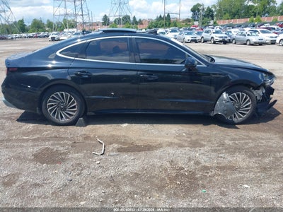 HYUNDAI SONATA HYBRID