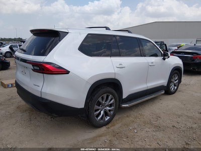 TOYOTA GRAND HIGHLANDER