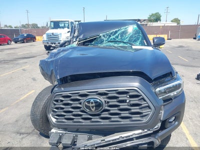 TOYOTA TACOMA
