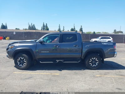 TOYOTA TACOMA