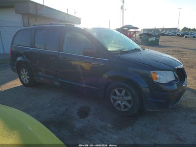 2008 Chrysler Town & Country