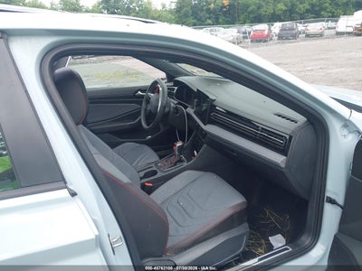 VOLKSWAGEN JETTA GLI
