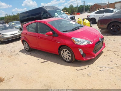 TOYOTA PRIUS C