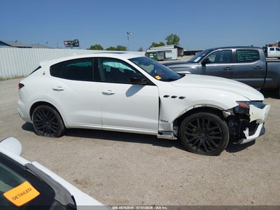 MASERATI LEVANTE