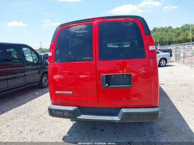 CHEVROLET EXPRESS PASSENGER