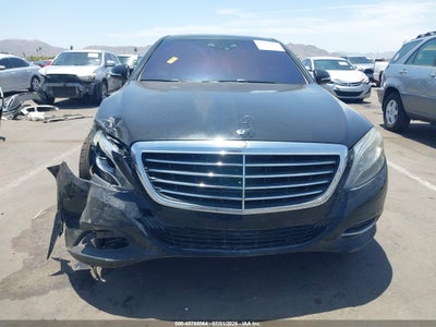 MERCEDES-BENZ S 550