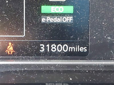 NISSAN LEAF