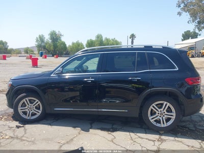 MERCEDES-BENZ GLB 250