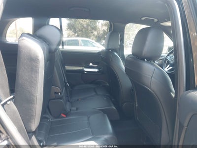 MERCEDES-BENZ GLB 250
