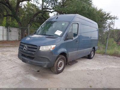 MERCEDES-BENZ SPRINTER 2500