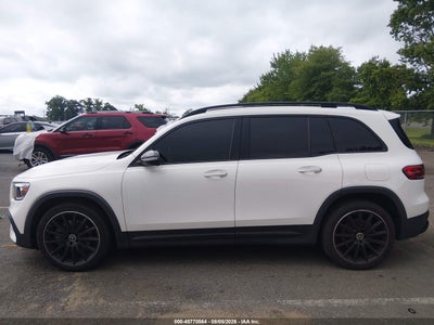 MERCEDES-BENZ GLB 250