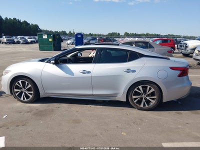 NISSAN MAXIMA