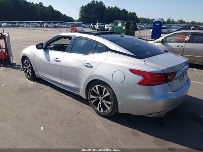 NISSAN MAXIMA