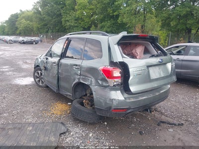 SUBARU FORESTER