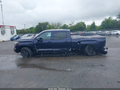 TOYOTA TUNDRA
