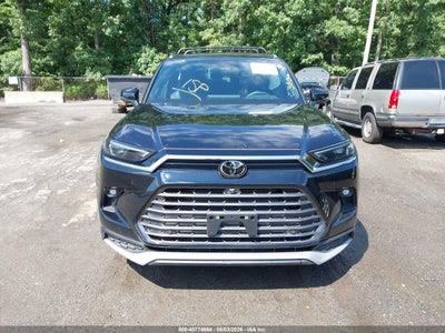 TOYOTA GRAND HIGHLANDER HYBRID