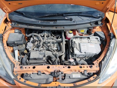 TOYOTA PRIUS C