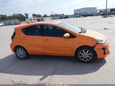TOYOTA PRIUS C
