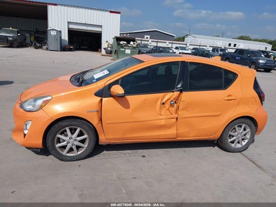 TOYOTA PRIUS C