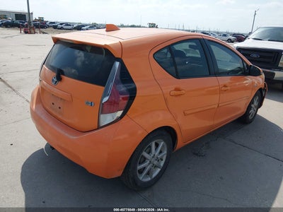 TOYOTA PRIUS C