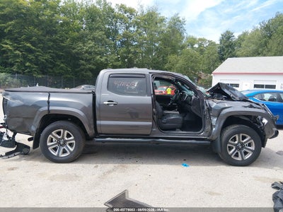 TOYOTA TACOMA