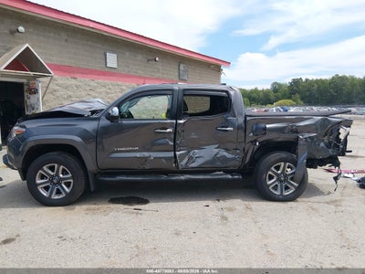 TOYOTA TACOMA