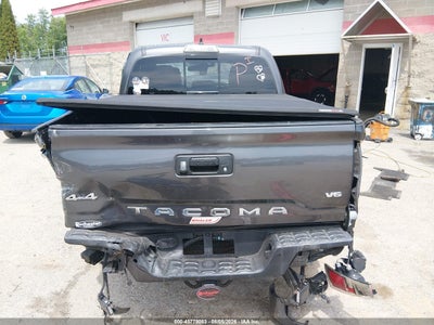 TOYOTA TACOMA