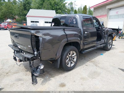 TOYOTA TACOMA