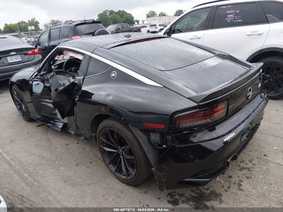 NISSAN Z