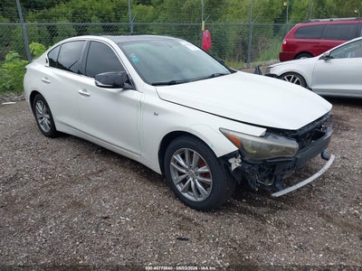2015 Infiniti Q50