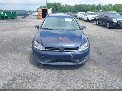 VOLKSWAGEN GOLF SPORTWAGEN