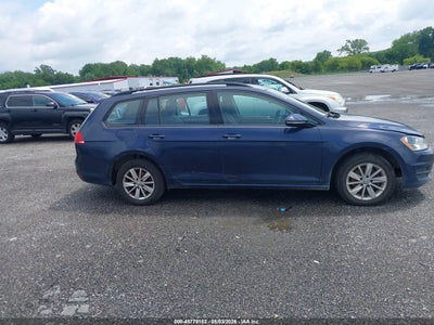 VOLKSWAGEN GOLF SPORTWAGEN