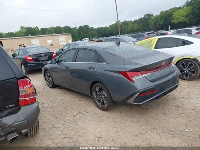 HYUNDAI ELANTRA
