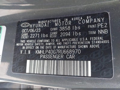 HYUNDAI ELANTRA