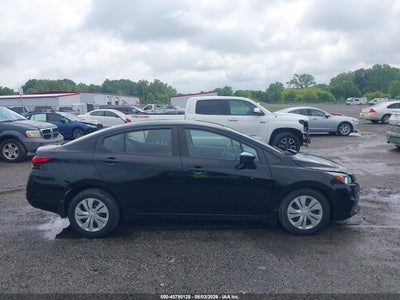 NISSAN VERSA