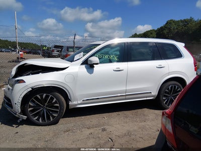 VOLVO XC90 RECHARGE PLUG-IN HYBRID