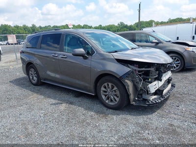 TOYOTA SIENNA