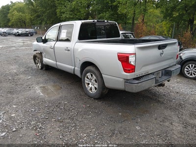 NISSAN TITAN