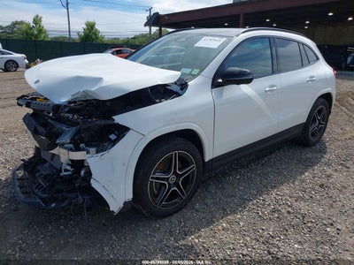 MERCEDES-BENZ GLA 250