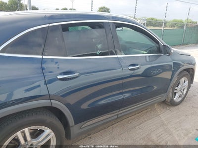 MERCEDES-BENZ GLA 250