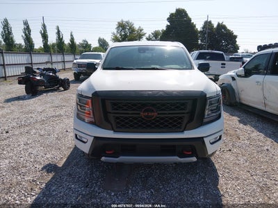 NISSAN TITAN